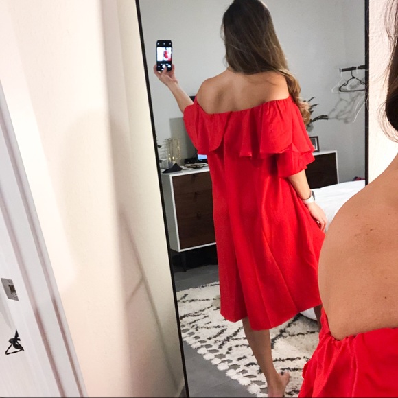 Red Ruffled Dress | Size M - Picture 2 of 2